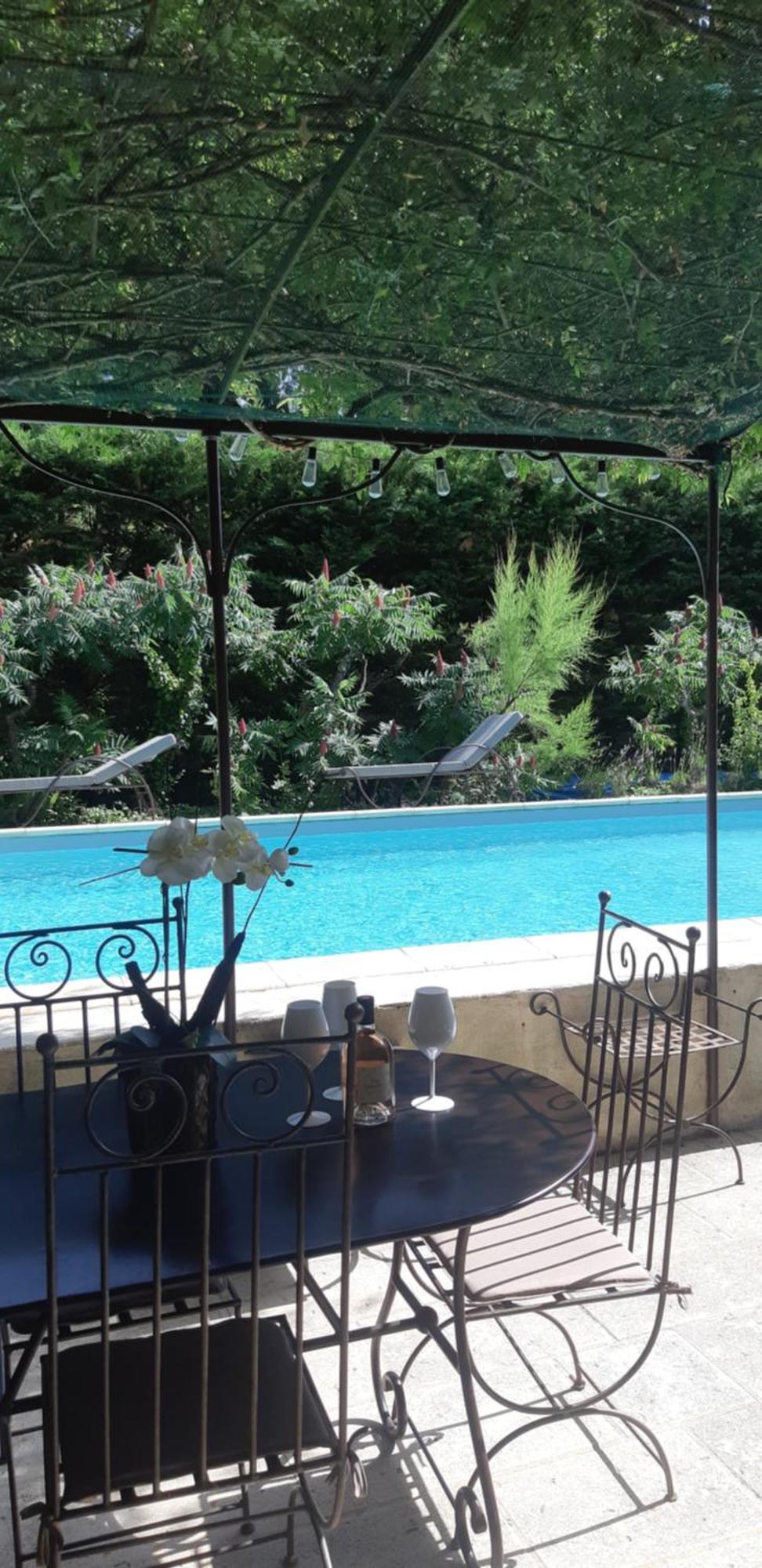 Cherche Midi Noves Exterior foto